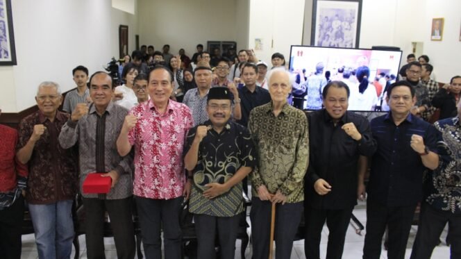 
					Dialog Nasional PA GMNI