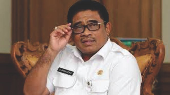 
					Soni Sumarsono: Dari Aktivis GMNI hingga Pejabat Tinggi Pemerintahan