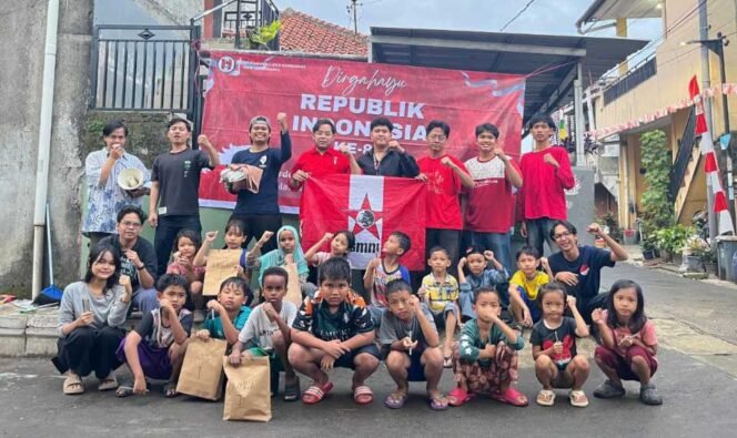 
					Foto: Kebersamaan antara GMNI UIN Jakarta bersama Masyarakat yang mengikuti perlombaan dalam rangka memperingati HUT Kemerdekan RI ke 80/MARHAEN.ID.